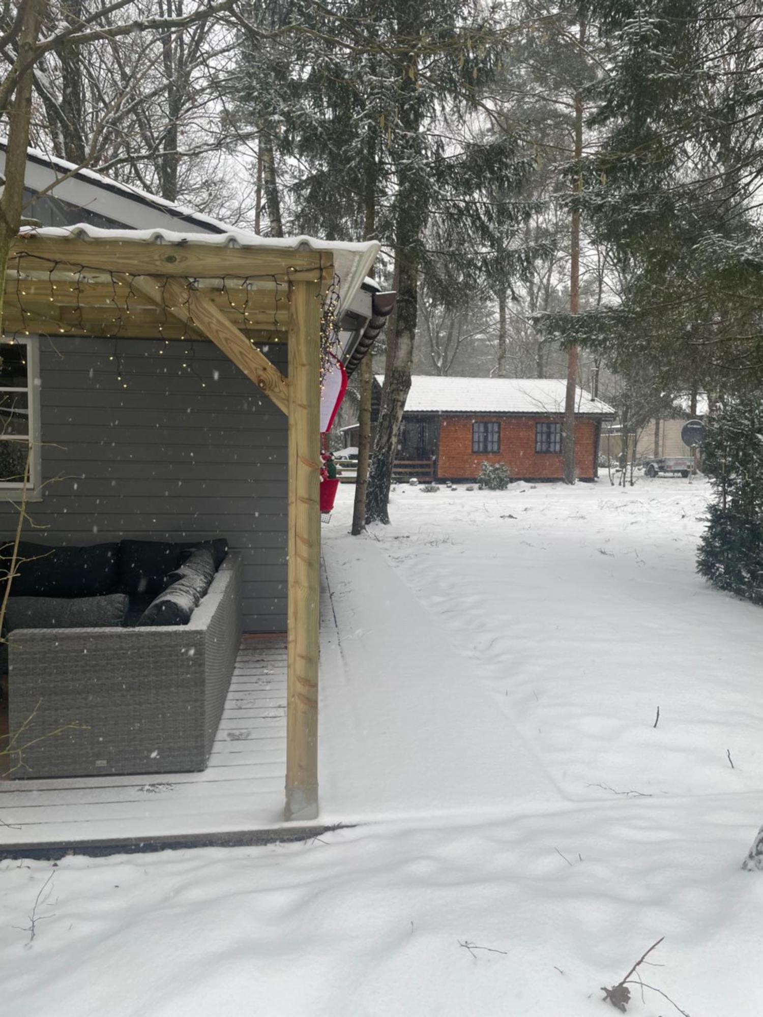 Chalet Sint-Hubertus Du Bois Zutendaal Dış mekan fotoğraf